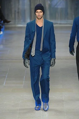 Look 3